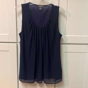 Navy shell/tank with pleated detail and rounded hem. Kenneth Cole Reaction, XL.